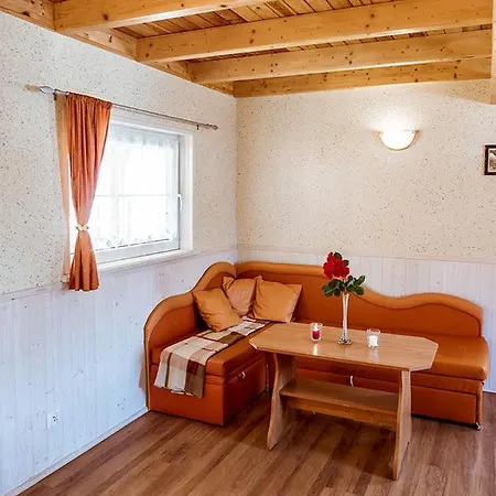 U Sylwi Drewniane Тшенсач